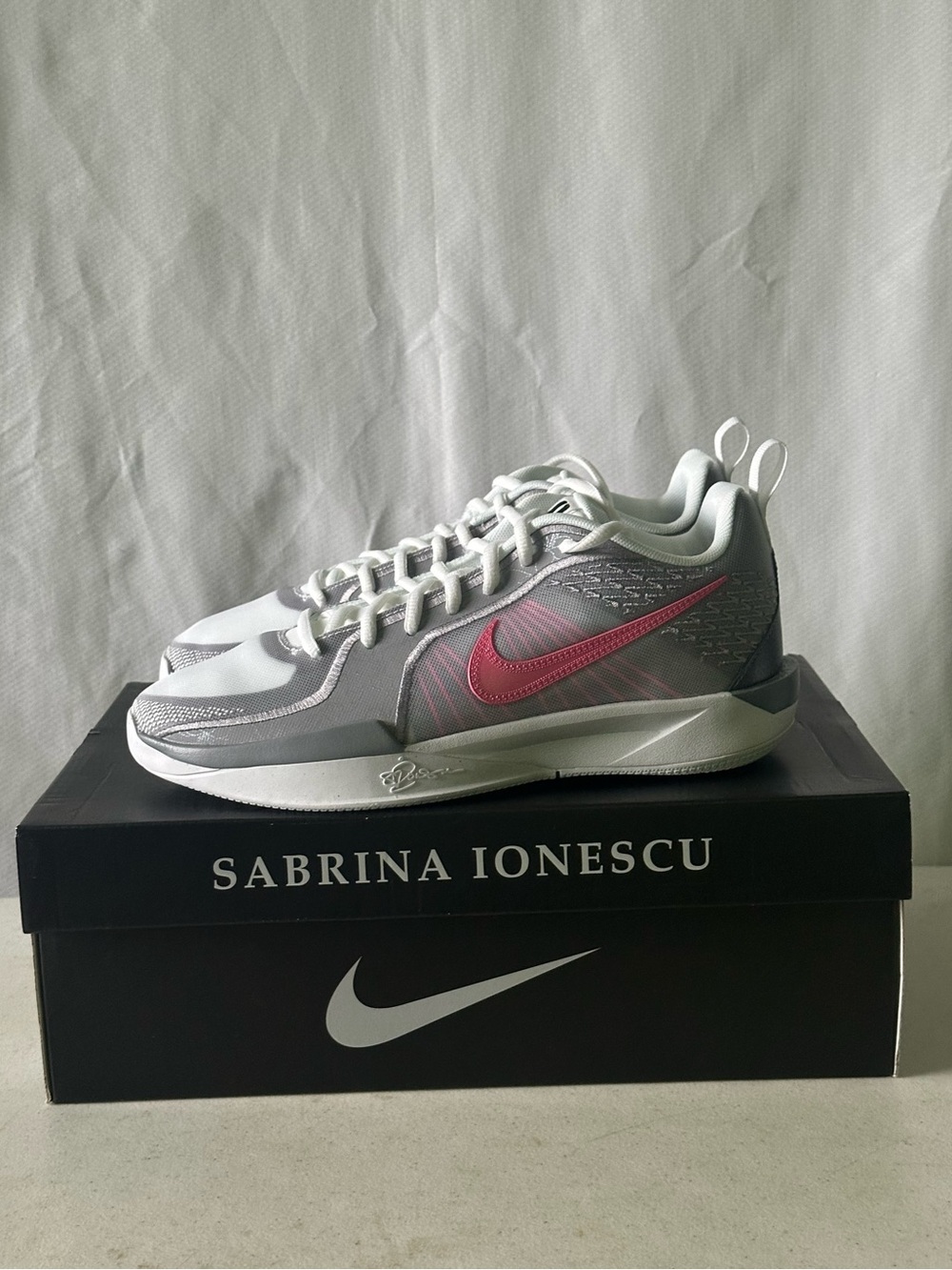 Nike Sabrina 2 GS White Pinksicle Cement Grey New Youth Size 7Y Shoes